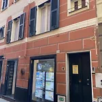 Casa Dante - *